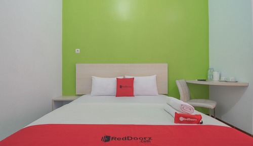 Economy Double Room (RedDoorz)