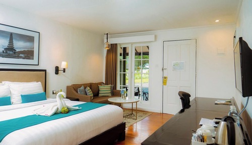 Classic Room, Garden View (Double Bed)