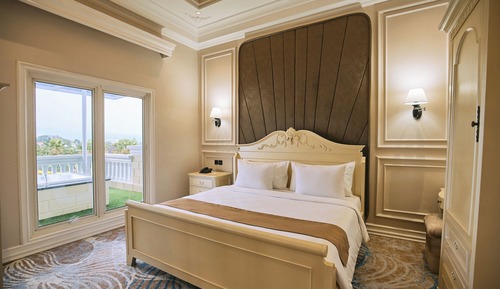 Sultan Suite With Air Cooler