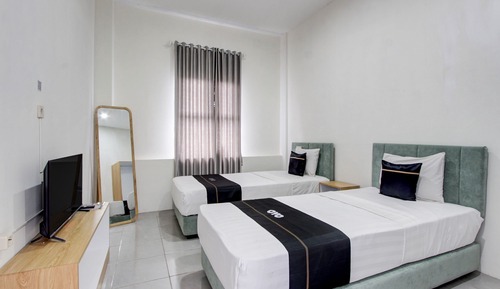 Standard Twin Room