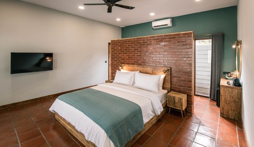 Luxury One Bedroom Villa