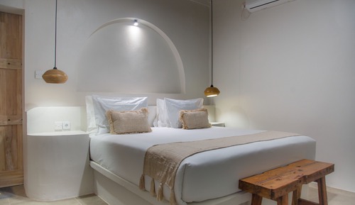 Deluxe Room, Lake View