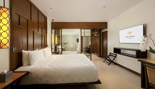 Deluxe Lagoon View Room