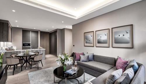 Two-Bedroom King Apartment