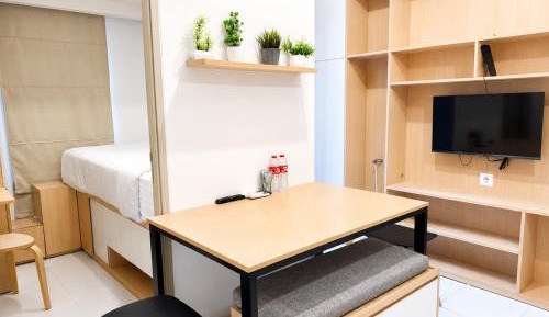 Two-Bedroom Apartment with Balcony