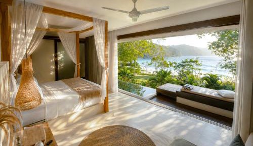 One Bedroom Lodge with private pool