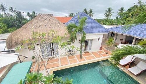 King Room with Pool View