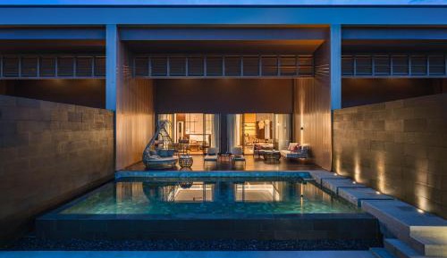One-Bedroom Suite with Private Pool and Garden View