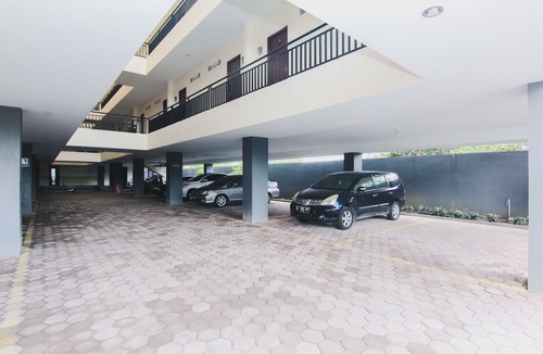 Depok Hotel | Dparagon Seturan 4