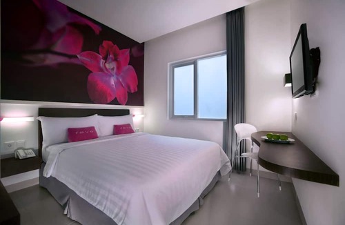 Melawai Hotel | favehotel Melawai