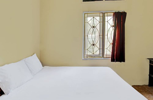 Muncan Hotel | Hotel O Zahira Homestay Near Ekas Surf School and Service