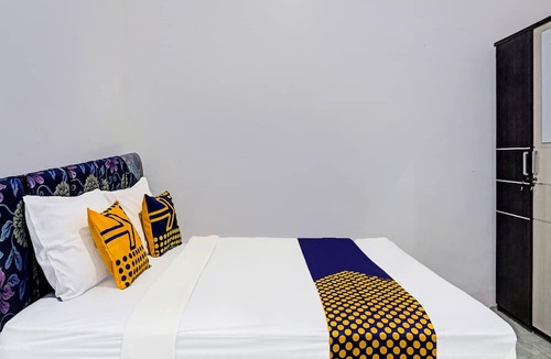Sedati Hotel | OYO Life 91718 Kost Damai Syariah