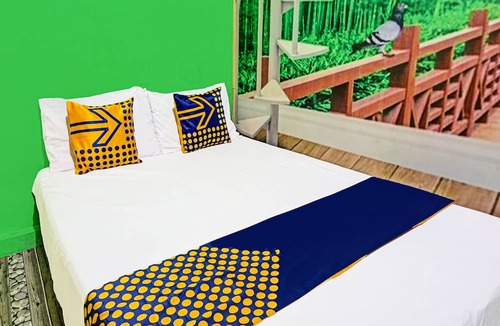 Pare Hotel | OYO 91697 Nyaman Homestay Syariah