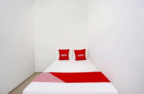 Waru Hotel | OYO Life 91670 Mannsur Homestay Syariah