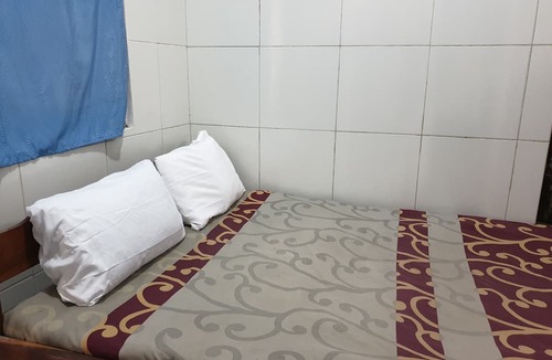 Dinoyo Hotel | OYO Life 92620 Syfa Kost