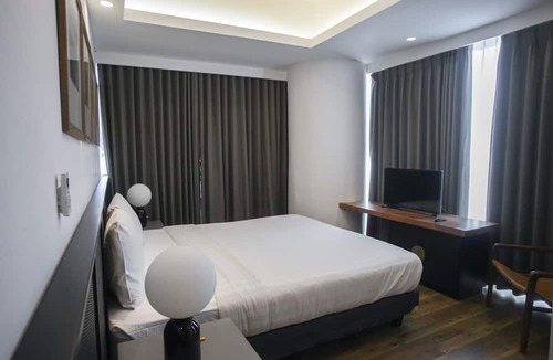Ngagel Apartment | Premium 2BR Apartment near Marvell City Mall at The Linden