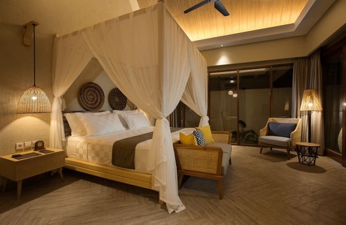 Pemenang Hotel | The Kayana Beach Lombok