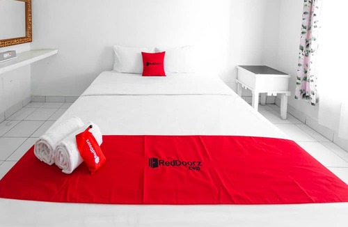 Karanganyar Hotel | RedDoorz near Grojogan Sewu Tawangmangu