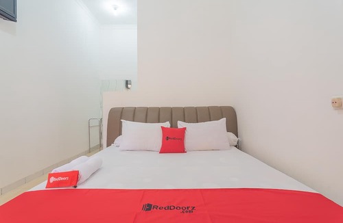 Wanayasa Hotel | RedDoorz Resort Syariah @ Batu Apung Purwakarta