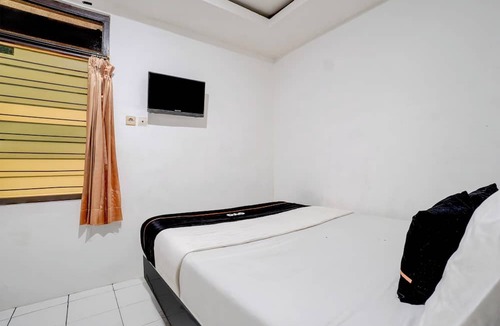 East Jakarta Hotel | Capital O 95198 Angel Homestay