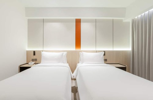 Lubuk Baja Hotel | MAXONE Batam