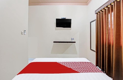 Wonogiri Hotel | OYO 92289 Hotel Aji Kusuma