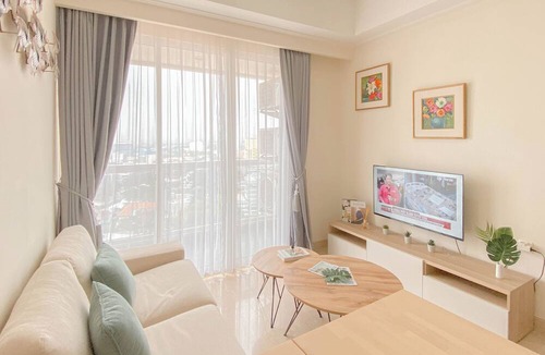 Cikini Apartment | Big and Cozy 1BR with Working Room Menteng Park Apartment