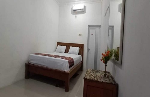 Purworejo Hotel | OYO 93963 Homestay Kita Purworejo