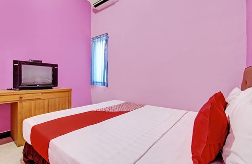Mendut Hotel | OYO 93660 New Family Hotel Syariah