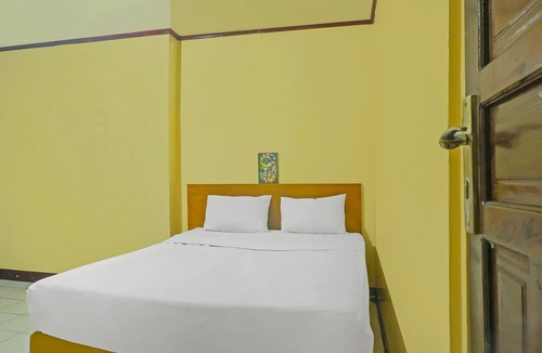 Garut Hotel | Hotel O Penginapan Laras PaminggirNearPesona Alam Seafood Pink Mira