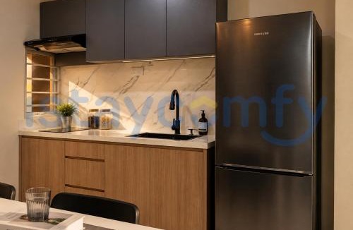 Lubuk Baja Apartment | 2BR Aston Residence 2011 City and Sea View