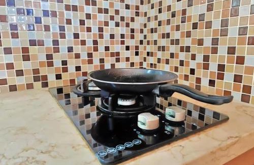 Jakarta Apartment | Strategic 3BR Sudirman Park Apt Wi-Fi, Pool,Gym