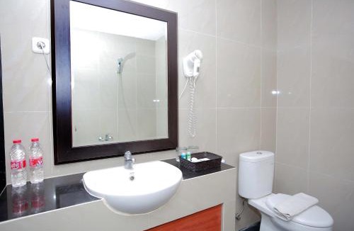 Pekalongan Hotel | Parkside Mandarin Hotel Pekalongan