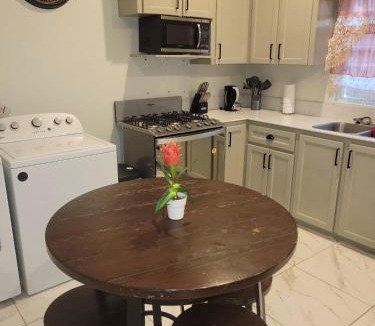 Monkey Hill Apartment | It's Time For A Getaway!