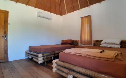 Jerowaru House | Surfers paradise cottages