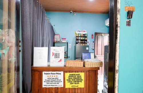 Mojokerto Hotel | RedDoorz near Sunrise Mall Mojokerto