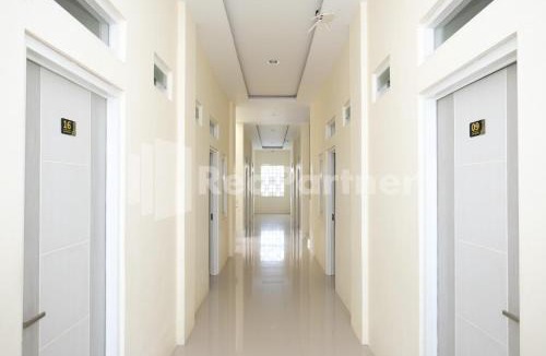 Berbah Hotel | Nawasena Homey Syariah near Bandara Adisucipto 4 Mitra RedDoorz