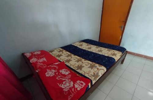 Kecamatan Montong Gading Hotel | Hotel O Dannis Homestay Near Musholla Al Istiqomah Terawangan