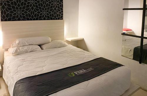 Pati Hotel | RedDoorz near Pantai Idola Banyutowo Hotel D'LLALA