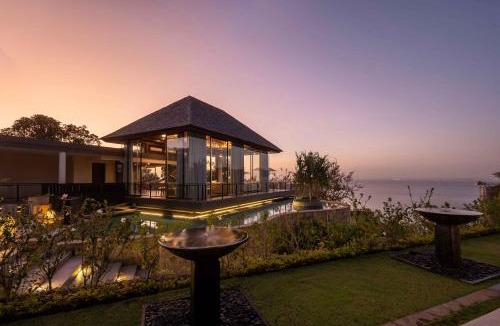 Jimbaran Villa | By The Cliff Bali Villa