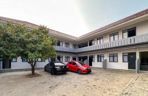 Serang Hotel | RedDoorz near Maulana Yusuf Stadium Serang