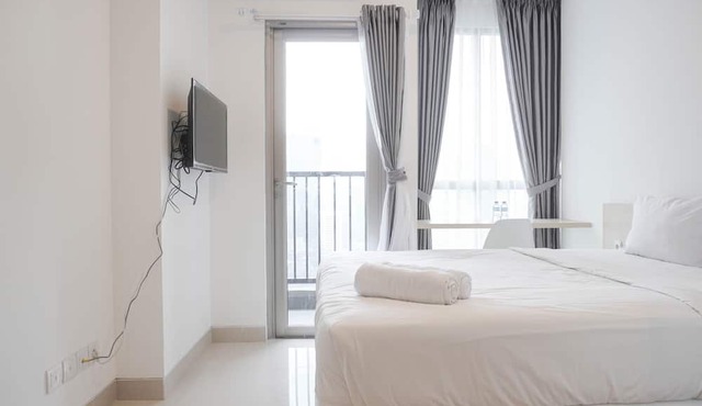 Comfort And Warm Studio At Ciputra World 2 Apartment in Jakarta