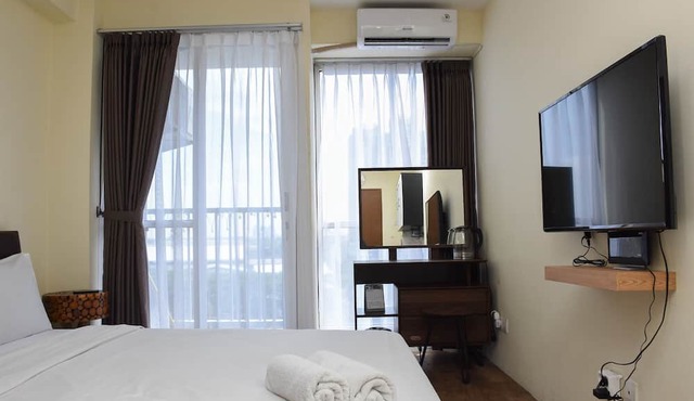 Nice And Cozy Studio At Tifolia Apartment in Jakarta