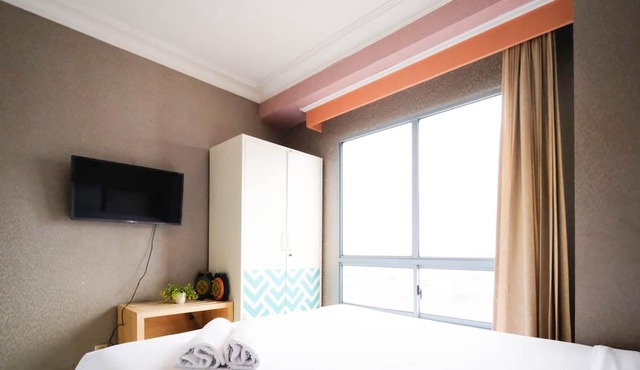 Best Deal And Homey 2Br At Taman Beverly Apartment in Surabaya