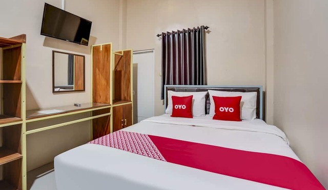 OYO Flagship 90886 Sunset View Homestay in Mojokerto