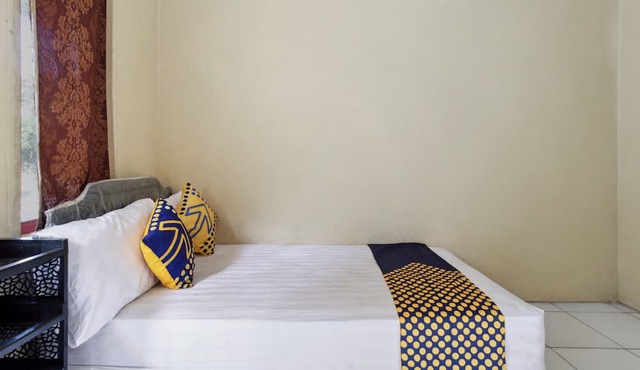 Hotel O Al Mahira Syariah in Jatiwangi