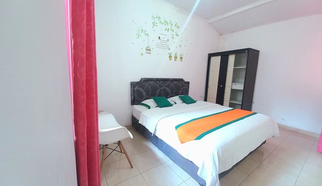 Homestay Jogja 4 Kamar Tidur Full AC Seputaran Umbulharjo dekat Gembiraloka in Yogyakarta