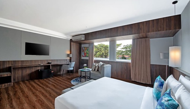 Oakwood Hotel & Apartments Taman Mini Jakarta in Jakarta