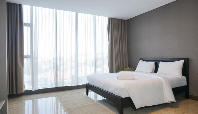 Luxurious 1BR @ L'Avenue Apartment near Sampoerna Universitas in Jakarta
