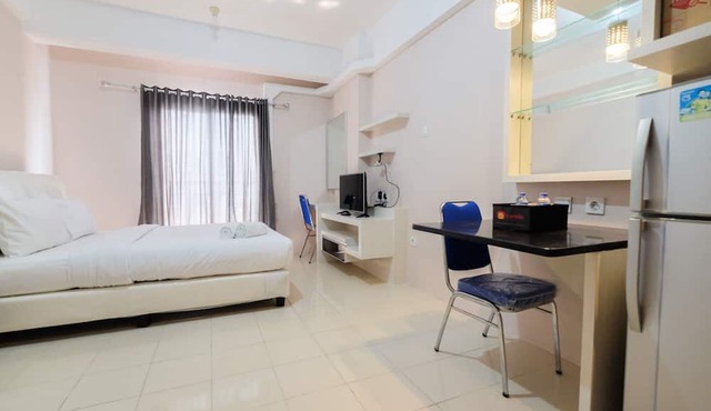 Minimalist Studio Room at Sunter Park View Apartment in Jakarta
